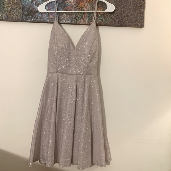 Windsor Dresses & Skirts - Windsor Glitter Dress With Pockets. Please Read Description For Sizing.